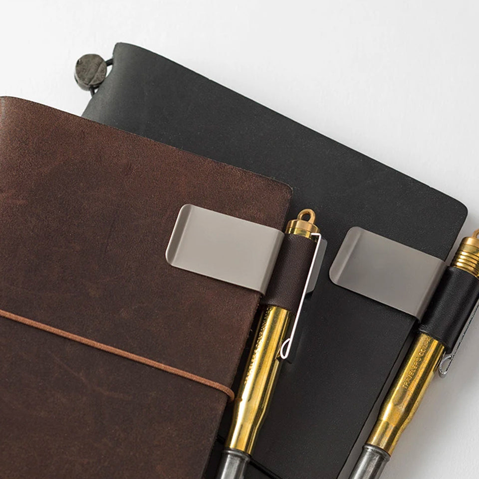 TRAVELER'S NOTEBOOK REFILL 016 BROWN PEN HOLDER